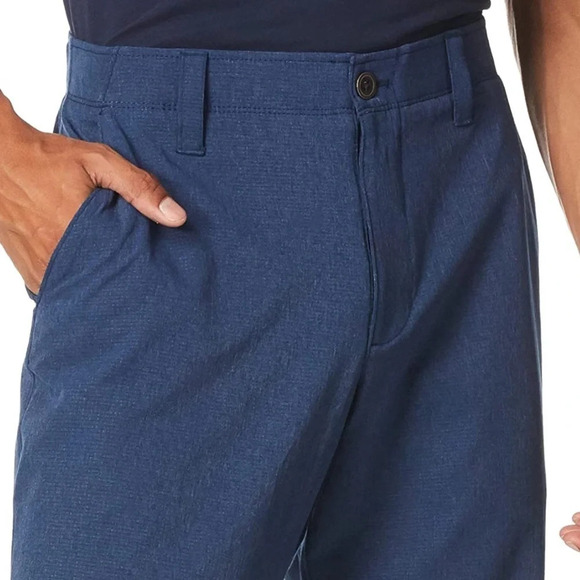 Under Armour • Match Play Vented Pants - Picture 3 of 11